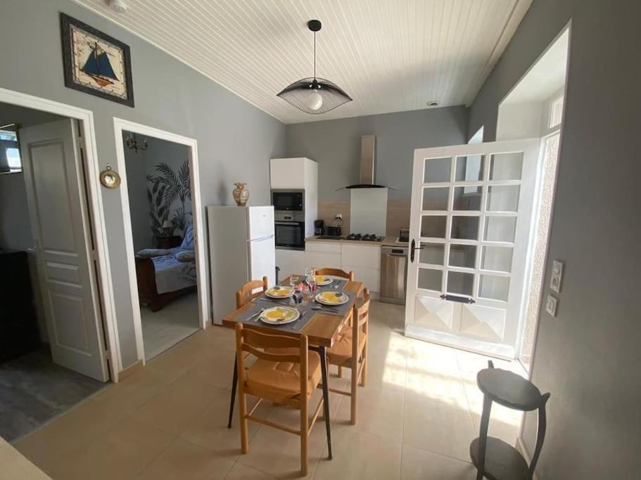 Charmant Logement Avec 2 Veranda Le Vivier sur Mer Bagian luar foto